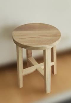 手作り　丸椅子　43cm 座面32cm 未塗装のサムネイル