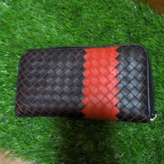 BOTTEGA VENETA イントレチャート 長財布 ラウンドファスナーのサムネイル