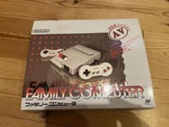 新品　任天堂 AV仕様 ニューファミコン 本体 HVC-101