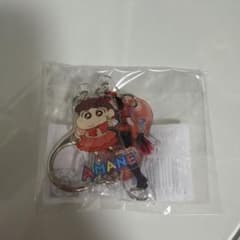 FRUITS ZIPPER 月足天音 クレヨンしんちゃん 3連アクキーのサムネイル