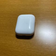 Apple AirPods 第一世代 ケースのみのサムネイル