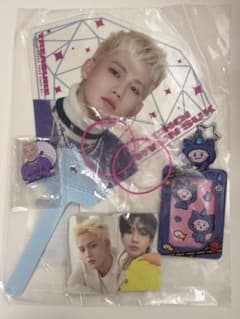 TREASURE ヒョンソク グッズまとめ売り - メルカリ