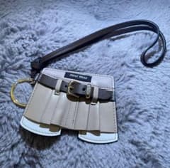 miu miu キーリング チャームのサムネイル
