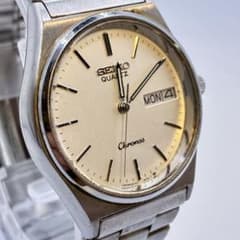稼働⭐️SEIKO 腕時計 chronosメンズ シルバー ロゴ デート クォーツ 