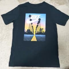 NIKE ナイキ Tシャツ 黒 キッズ ジュニア Lのサムネイル