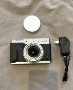 ❁動作良好❁FUJIFILM フジフィルム X100 コンパクトデジタル