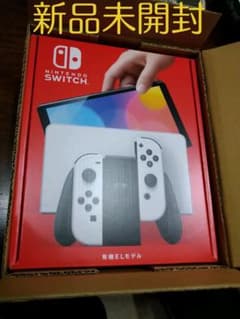 新型】Nintendo Switch 有機ELモデル ホワイト 新品未開封のサムネイル