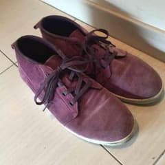 お買い得♪【PUMA】スニーカー 紫 27.5㎝のサムネイル