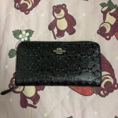 COACH長財布のサムネイル