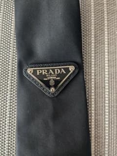 PRADA ブラック シルク ネクタイのサムネイル