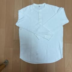 S*n様 UNIQLO ワッフルヘンリーネック長袖シャツのサムネイル