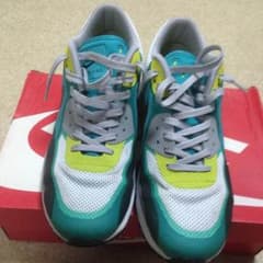 nike airmax とパンツセット ( Rulaz様専用 )のサムネイル