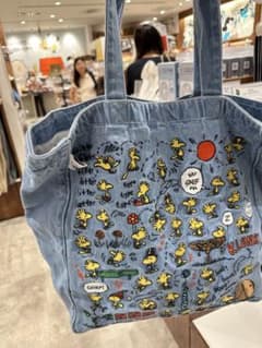 ウッドストックフェア2025 75周年刺繍デニムビッグバッグ - メルカリ