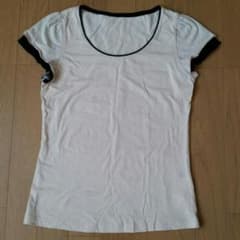ひい様専用 ベージュ Tシャツのサムネイル