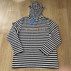 【専用】marimekko フード付きストライプパーカー　新品未使用のサムネイル