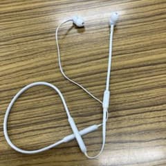 Beats Flex ワイヤレスイヤホン 本体　ジャンクのサムネイル