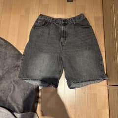 ダークグレー ショートパンツ ゴムウエストのサムネイル