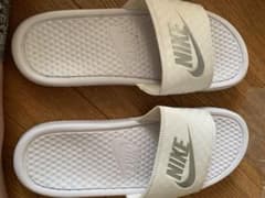 NIKEサンダルのサムネイル