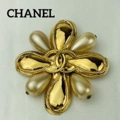 CHANEL ココマーク フェイクパール ブローチ フラワーモチーフ A32 