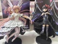 魔法少女まどか☆マギカ フィギュア 2体セットのサムネイル