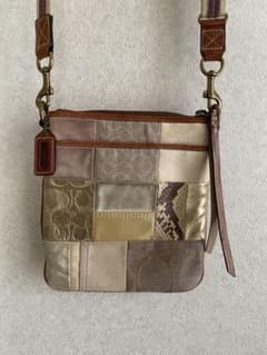 COACH パッチワーク ショルダーバッグのサムネイル