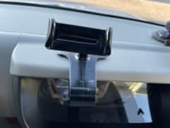 携帯ホルダー車のサムネイル
