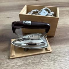 昭和レトロ〙ベビーアイロンセット 金属製 木箱付き（使用可能