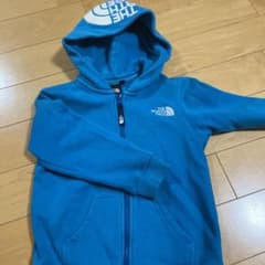 ノースフェイス　パーカーのサムネイル