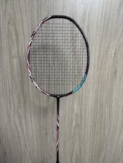 YONEX ASTROX 100 TOUR 4U5のサムネイル