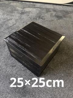 黒い重箱 4仕切り 赤内装のサムネイル