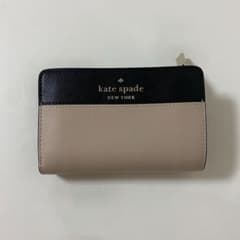 kate spade 二つ折り財布のサムネイル