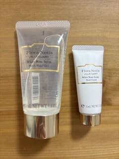 Flora Notis JILLSTUART ハンドケアセットのサムネイル
