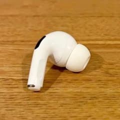 【専用出品】Apple AirPods Proイヤホン(右耳)のサムネイル