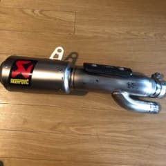 BMWS1000R アクラポビッチスリップオンのサムネイル