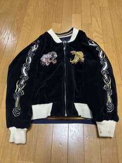 虎と鷲のリバーシブルスカジャンのサムネイル