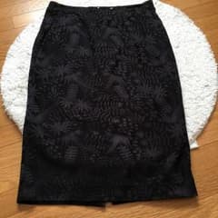 UNIQLO CARINE ROITFELD スカートのサムネイル