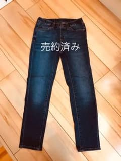 UNIQLO ジーパン140のサムネイル