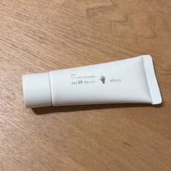 uka UV tone up cream shiny 日焼け止めのサムネイル
