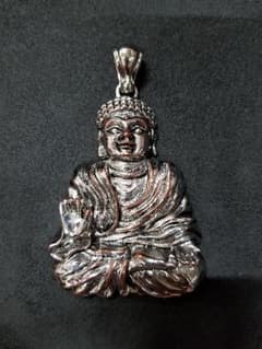 インパクト大!!!大仏ペンダントトップのサムネイル