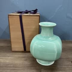 D-5 小原流 豆青釉花生 花瓶 花器 共箱付 昭和レトロ 華道家元所蔵 D-5 小原流 豆青釉花生 花瓶 花器 共箱付 昭和レトロ 華道家元所蔵