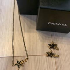 ヴィンテージ CHANEL ネックレスとピアス 2点セット - メルカリ