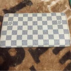 お財布のサムネイル