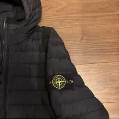 上杉柊平　着用モデル　stone island ダウンジャケットのサムネイル