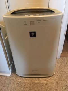 【大幅値下】シャープ　加湿空気清浄機　SHARP KC-B70-Wのサムネイル