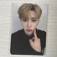 ALD1 mnet plus merch ほっぺつん ver. トレカ アルノ - メルカリ