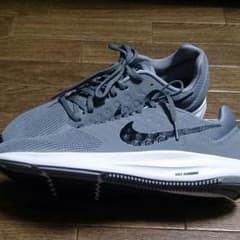 ナイキスニーカーのサムネイル