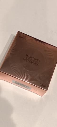 新品MAKETSUYA 艶肌クッションファンデーション ミディアムベージュのサムネイル