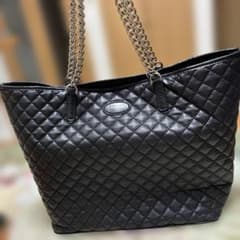 COACH キルティング チェーン トートバッグ ブラックのサムネイル