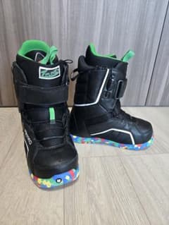 バートン子供用ブーツ ZIP LINE 24 kids youth BURTON - メルカリ