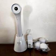 ReFa 洗顔ブラシ ホワイト 充電器付き | Shop at Mercari from Japan